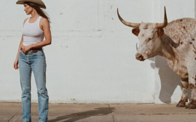 Kacey Musgraves Comes Home to the ‘Middle of Nowhere’